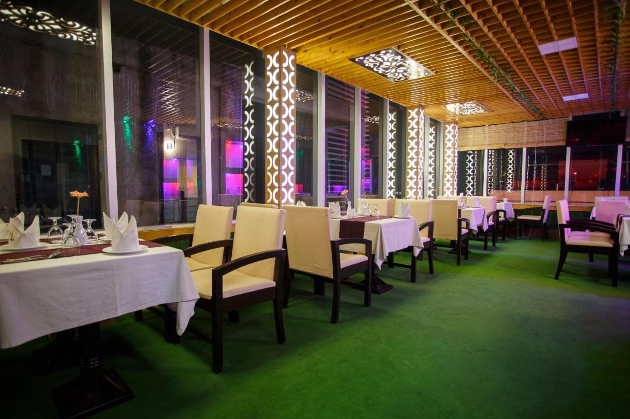 Hotel Blue Bird Dhaka Exterior foto