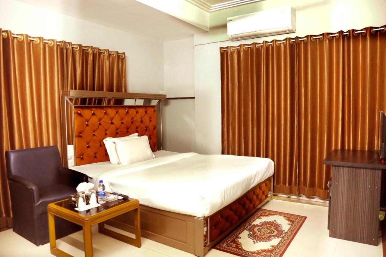 Hotel Blue Bird Dhaka Habitación foto