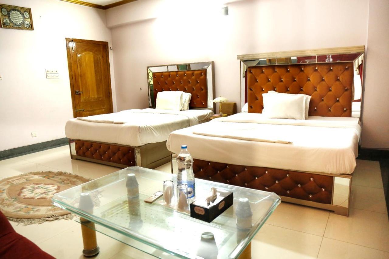 Hotel Blue Bird Dhaka Habitación foto