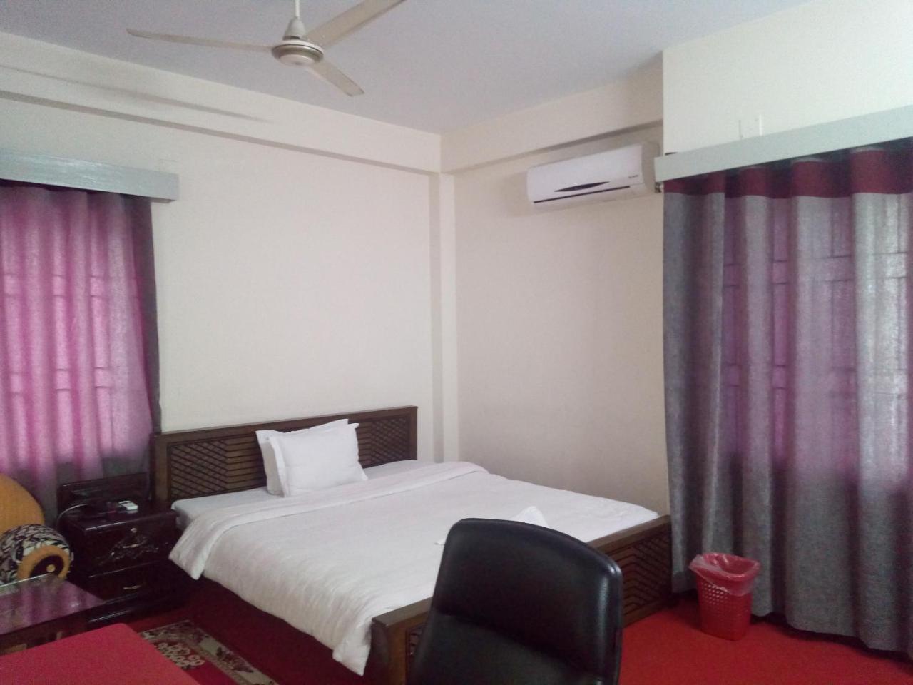 Hotel Blue Bird Dhaka Exterior foto